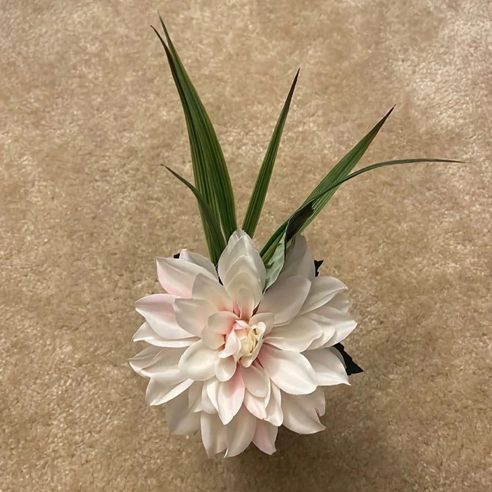 Faux Plant Size 4.75x2.5 Color White Green Pink